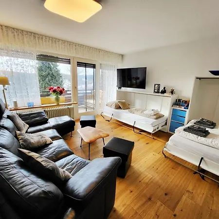 Renovated, Swimming Pool, Sauna, Forest, Children Room, Free Parking شقة