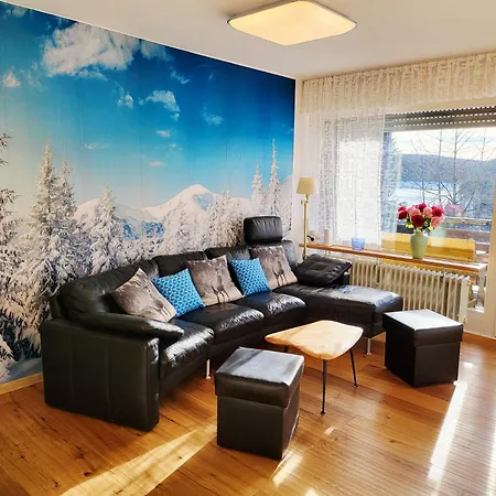 Renovated, Swimming Pool, Sauna, Forest, Children Room, Free Parking דירה סכונאץ'