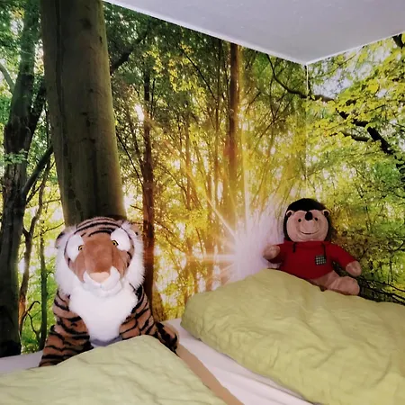 Renovated, Swimming Pool, Sauna, Forest, Children Room, Free Parking סכונאץ'