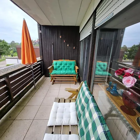 Renovated, Swimming Pool, Sauna, Forest, Children Room, Free Parking דירה